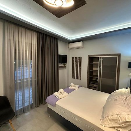 Avra Comfort Rooms 네아 포티데아 외부 사진